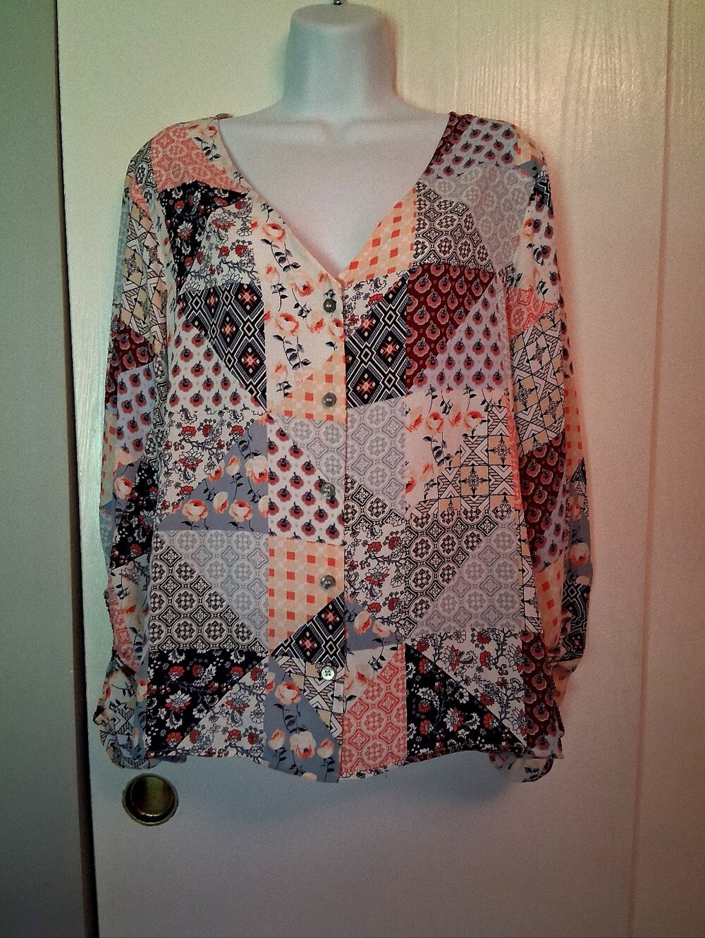 NWOT Cato Blouse, Sz L